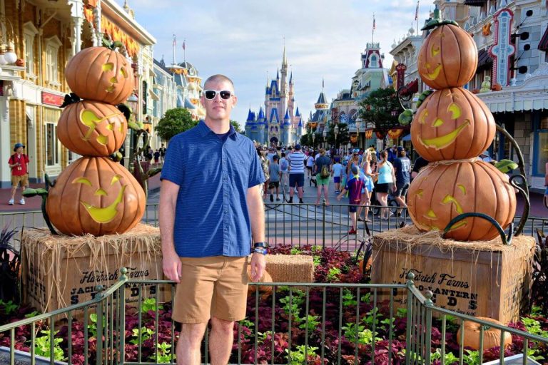 Kevin Payne posing for a photo on Mainstreet at the Magic Kingdom